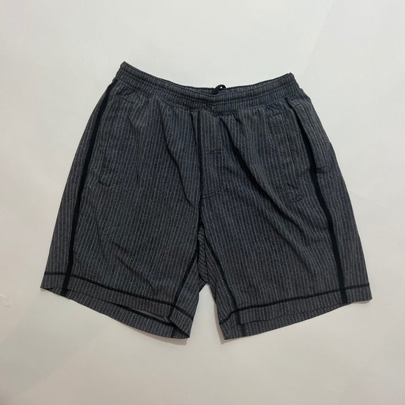 Lululemon - L - Shorts - Picture 1 of 2